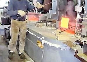 ソルトバスの作業風景